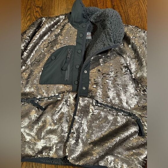 Movement by Free People Size Small Hit The Slopes Sequin Jacket - Picture 5 of 8